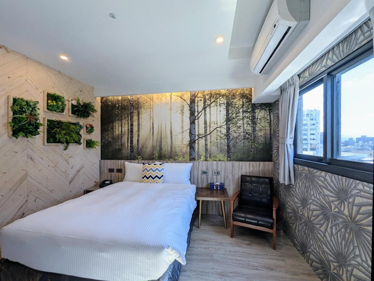 K Hotel - Yizhong Taichung Extérieur photo
