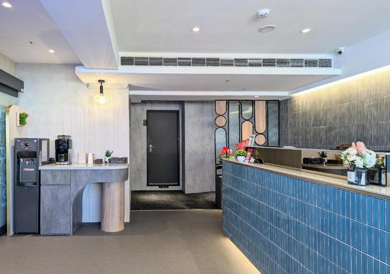 K Hotel - Yizhong Taichung Extérieur photo