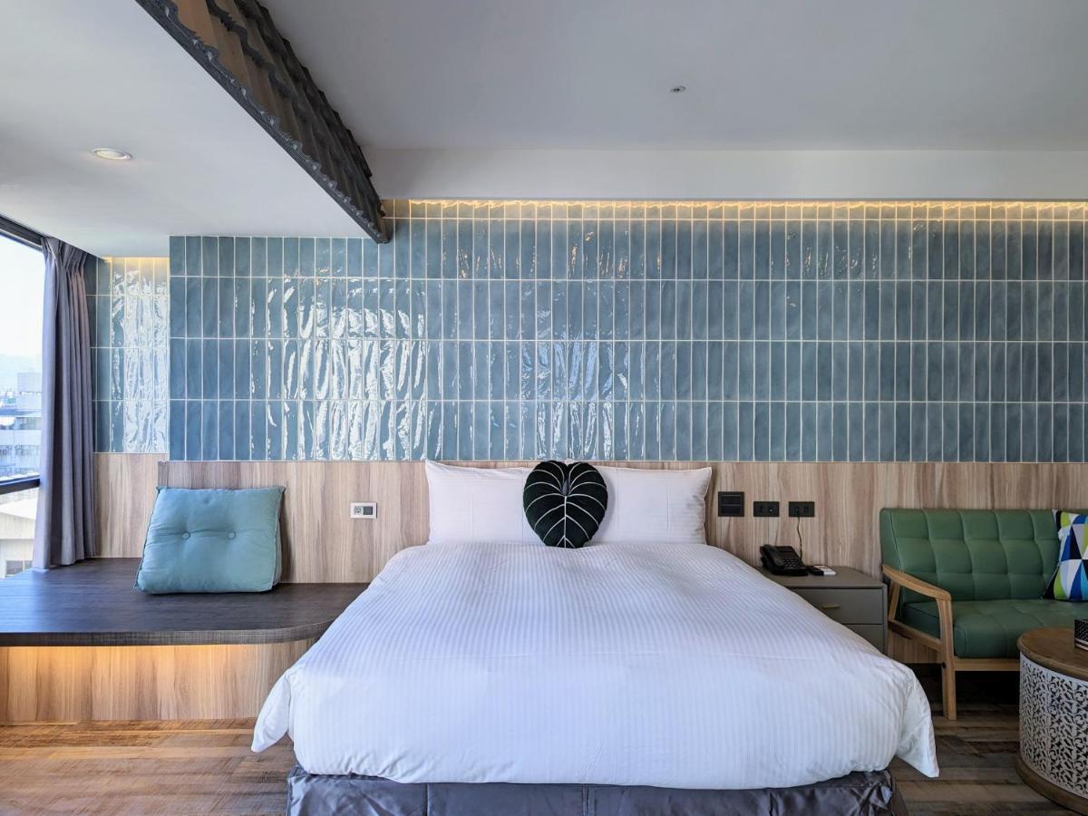 K Hotel - Yizhong Taichung Extérieur photo