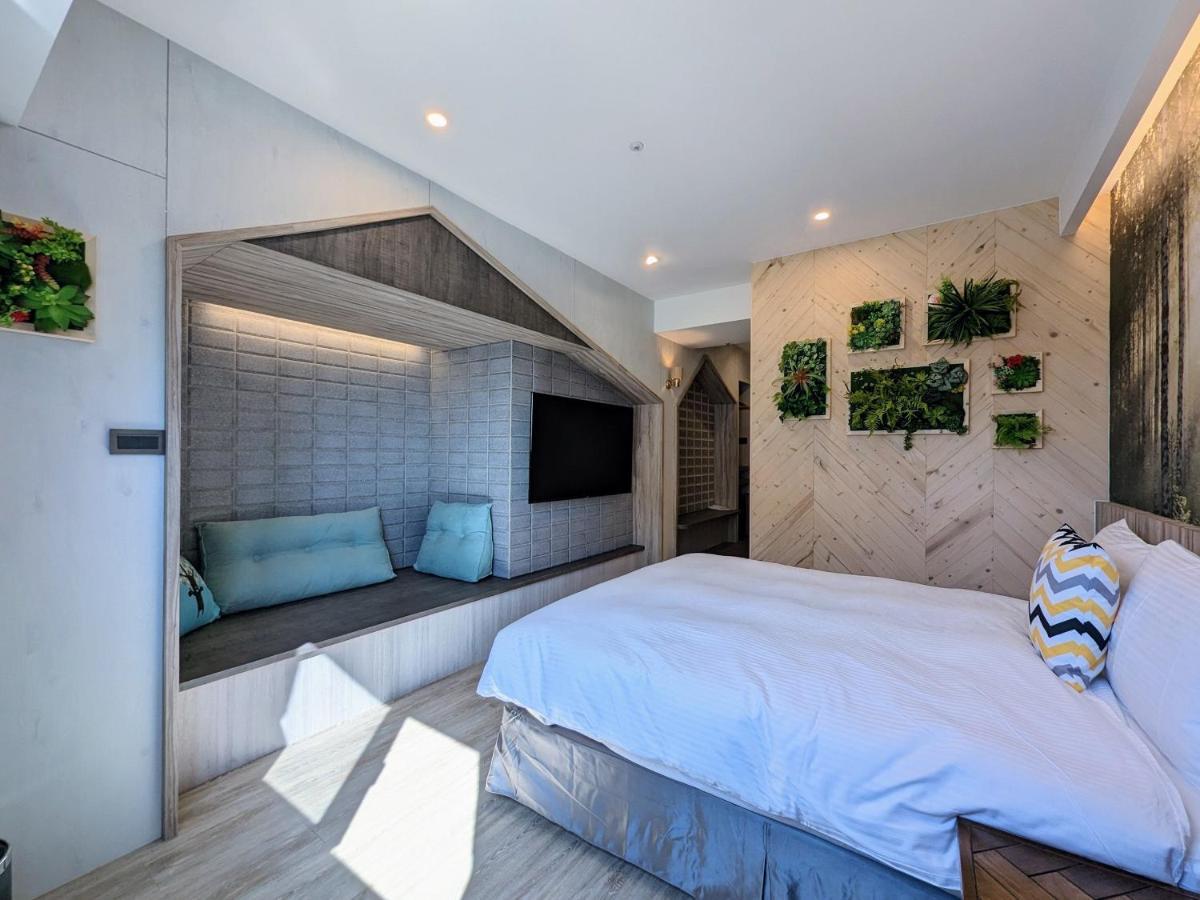 K Hotel - Yizhong Taichung Extérieur photo