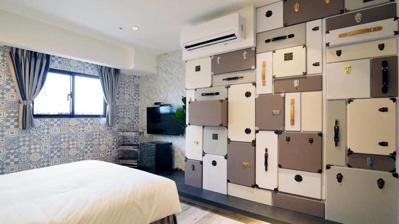 K Hotel - Yizhong Taichung Extérieur photo